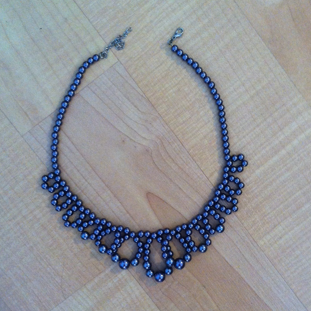 Purple bead Tiara necklace - Picture 3 of 3